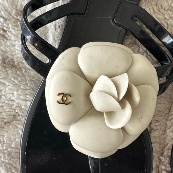 Chanel Black and Cream Women's Sandals - Picture 4 of 5